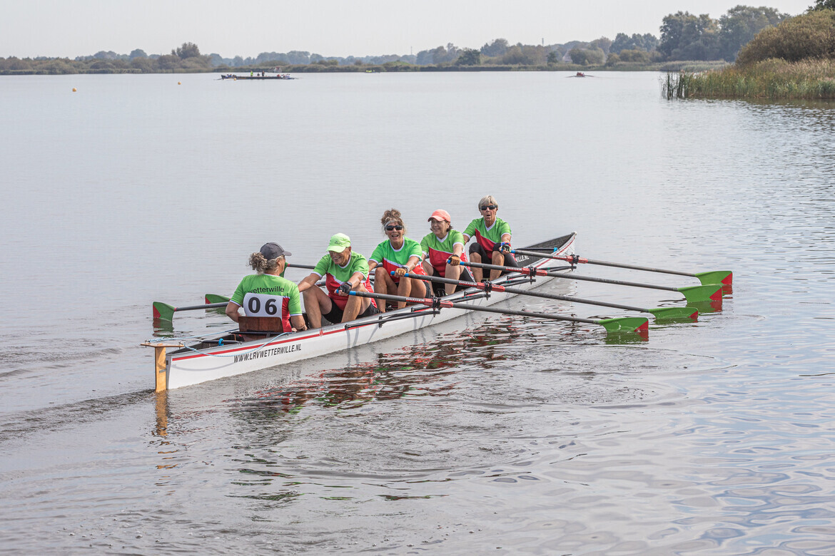 54016118010-353be0b8c6-k-2