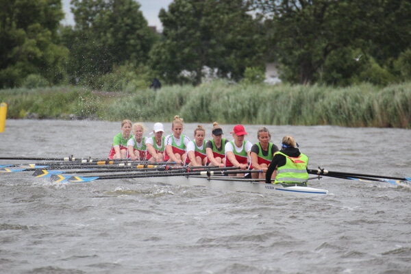 dames-acht-2